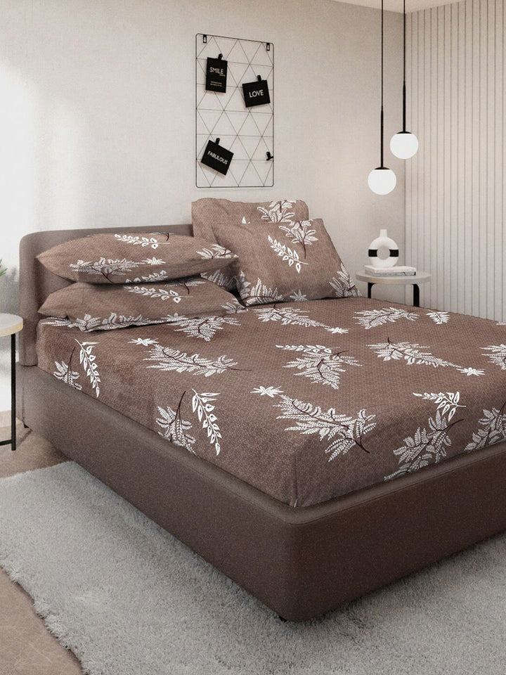 KLOTTHE Brown & White Floral Printed 300 TC Fitted Double King Bedsheet & 4 Pillow Cover