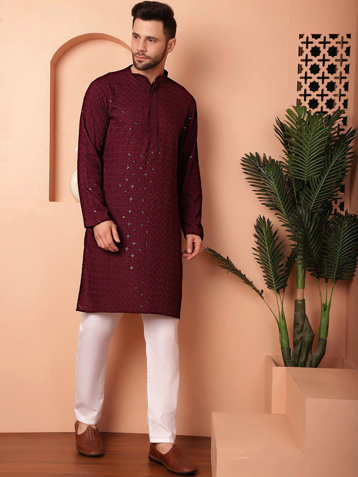 Jompers Ethnic Motifs Embroidered Regular Sequinned Kurta with Pyjamas