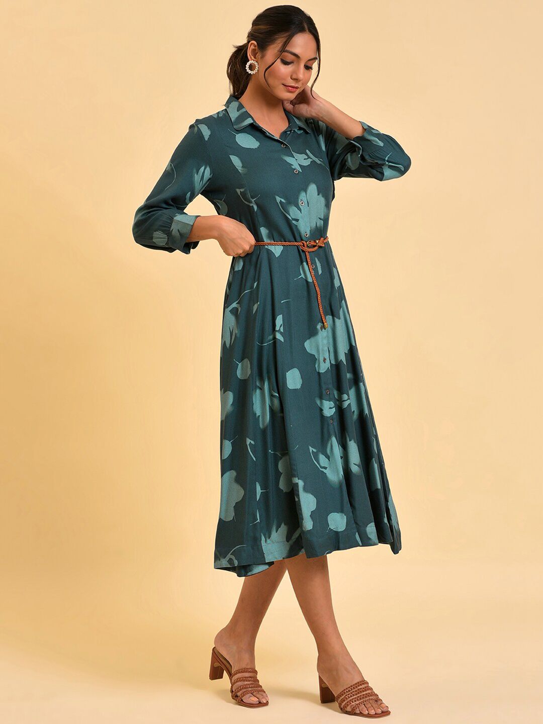W Green Abstract Printed Shirt Collar Belted Shirt Midi Dress