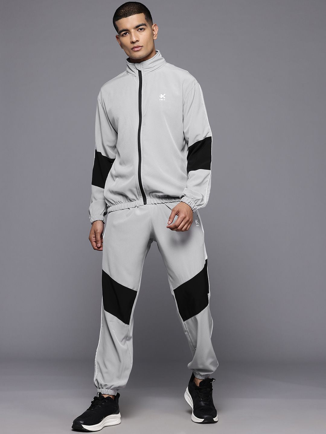 HRX by Hrithik Roshan Men Colourblock Rapid-Dry Lifestyle Tracksuit