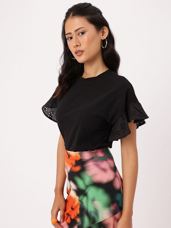 Dressberry Schiffli Show Top Lengan Lanjutan