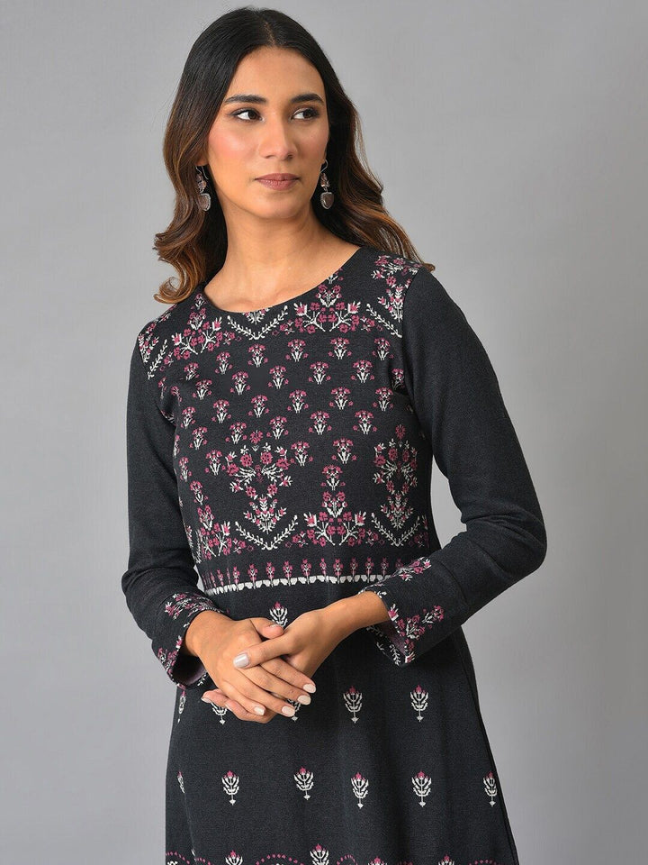 W Round Neck Floral Printed A-Line Kurta