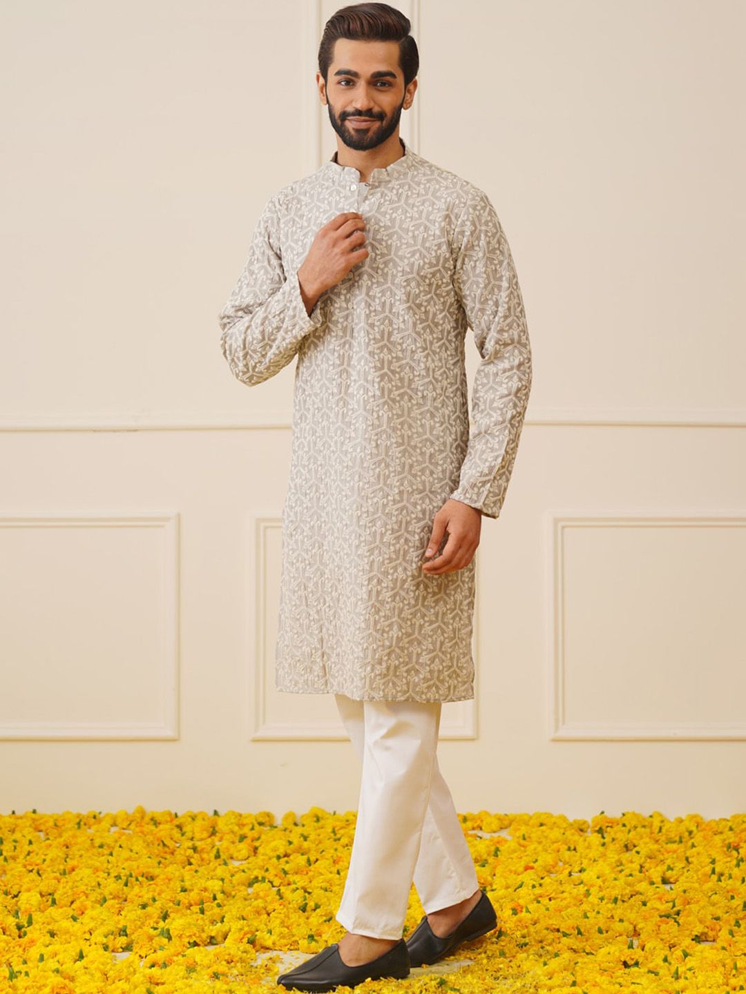 Jompers Ethnic Motifs Embroidered Chikankari Cotton & Silk Straight Kurta