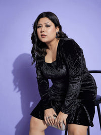SASSAFRAS Curve Black Plus Size Square Neck Long Sleeves Velvet A-Line Dress