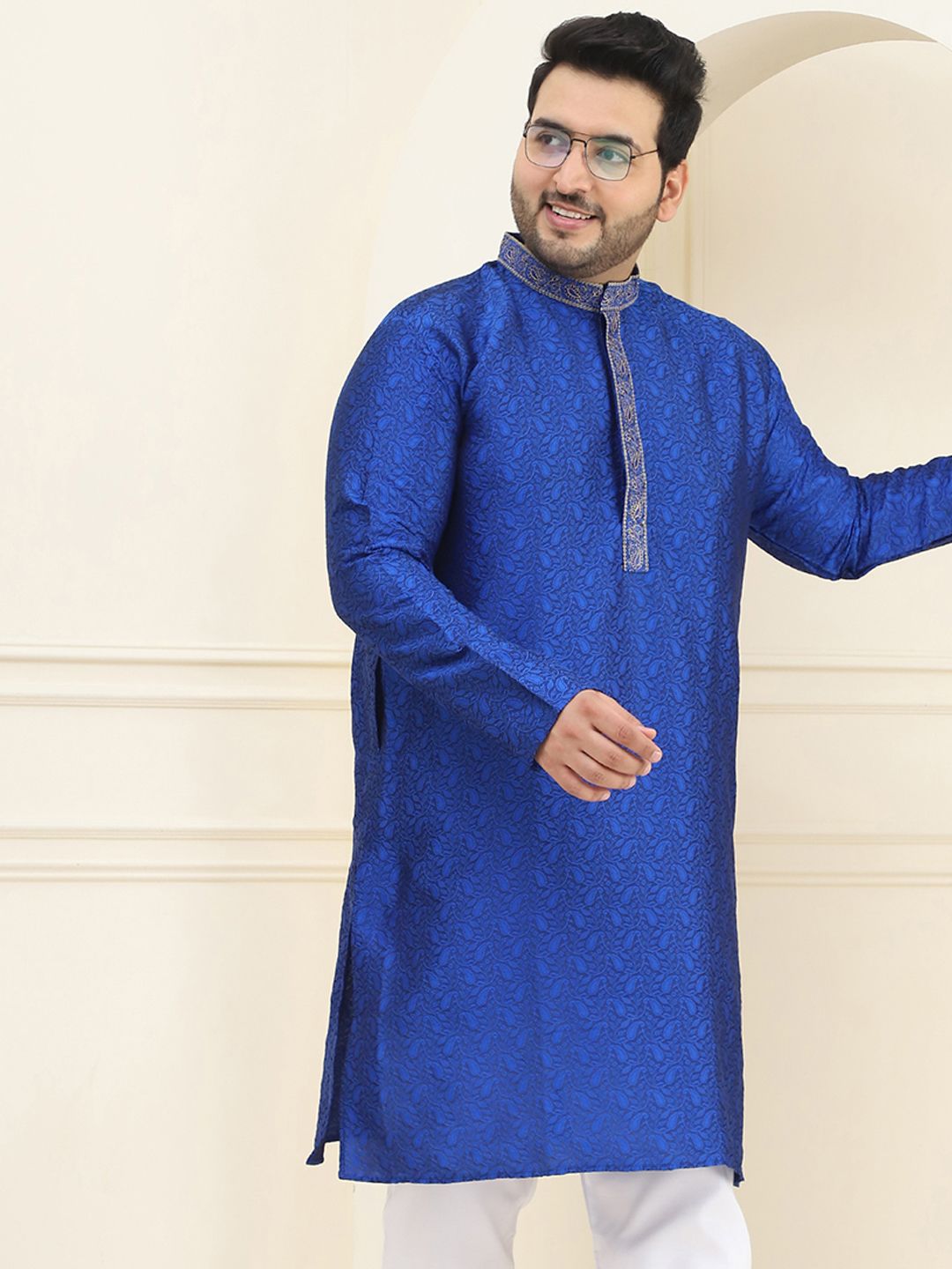 SOJANYA PLUS Lelaki Kurta Sulam Etnik Biru Motif Benang