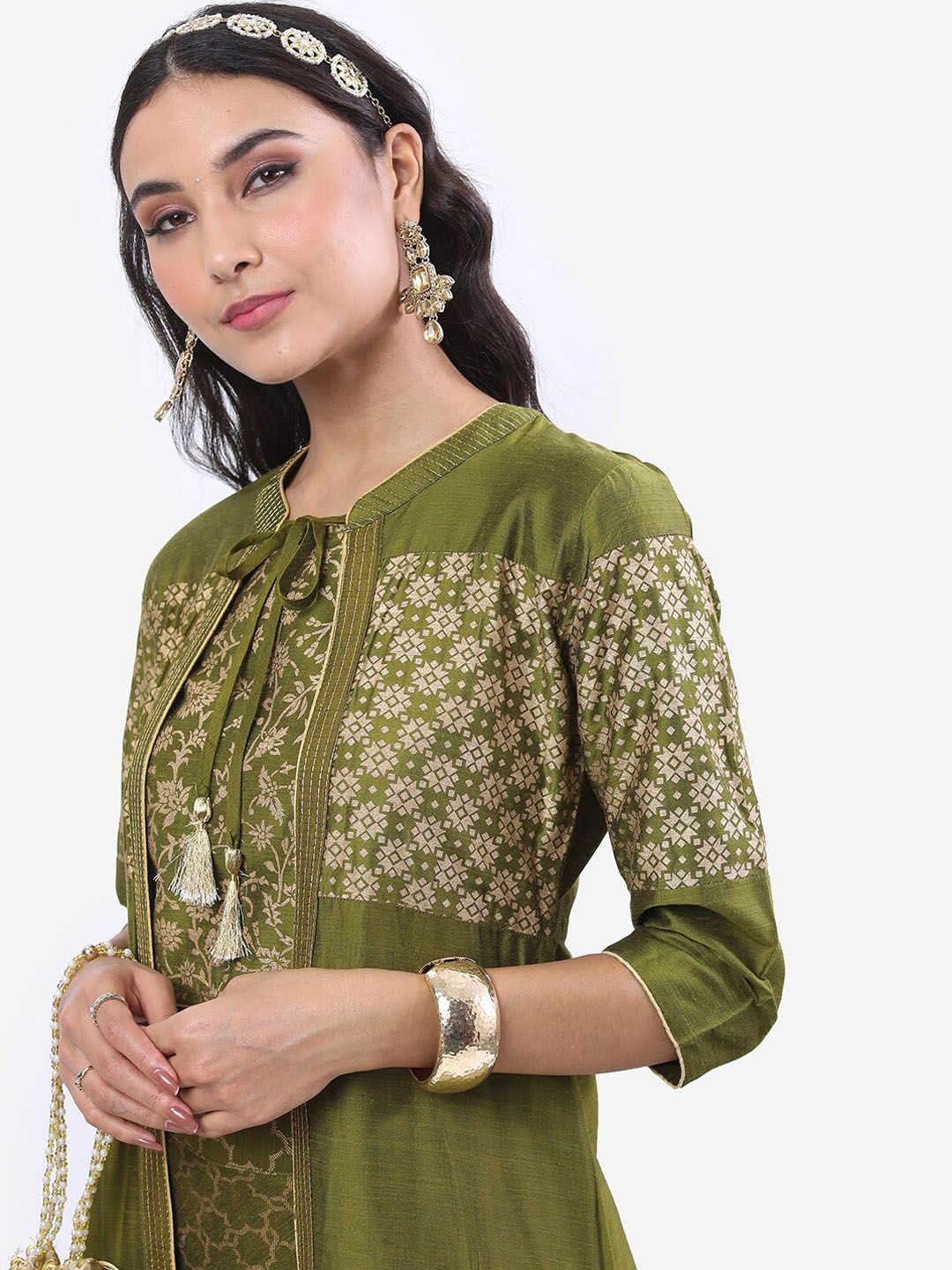 Vishudh Women Olive Green Printed Crop Top With Skirt And Jacket