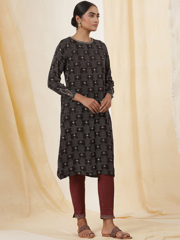 W Printed Round Neck Long Sleeves Straight Kurta