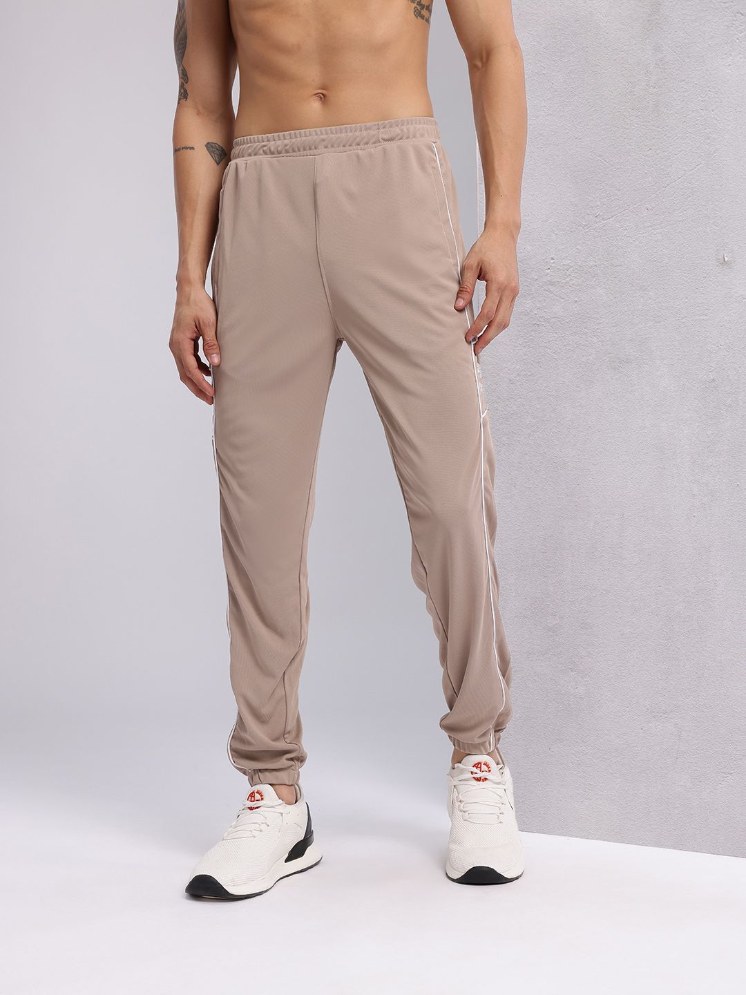 HRX oleh Hrithik Roshan Men Training Joggers