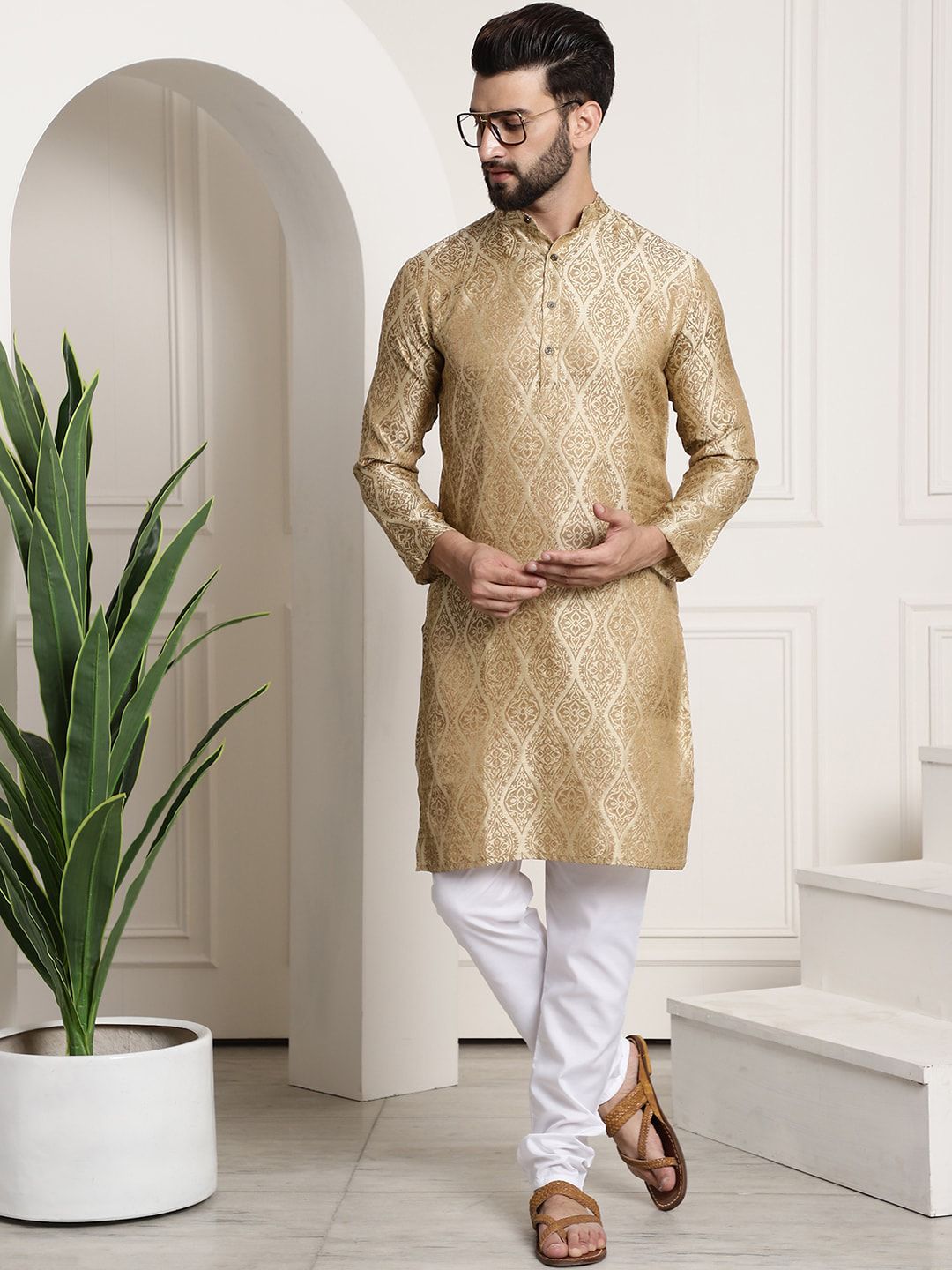 SOJANYA Ethnic Motifs Woven Design Regular Kurta With Churidar