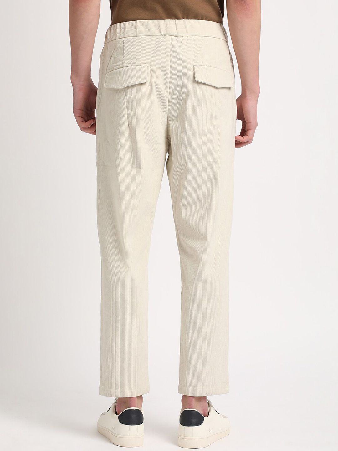 THE BEAR HOUSE Men Relaxed Loose Fit Corduroy Cotton Pleated Regular Trousers
