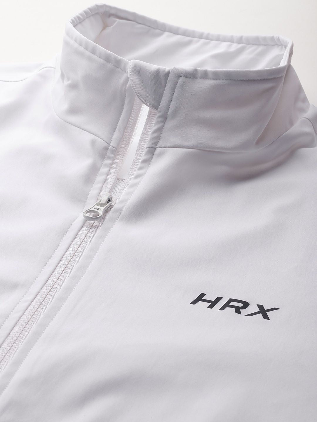 HRX oleh Hrithik Roshan Back Print Rapid-Dry Running Jacket