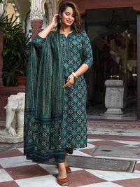 KALINI Floral Printed Regular Straight Kurta With Trousers & Dupatta