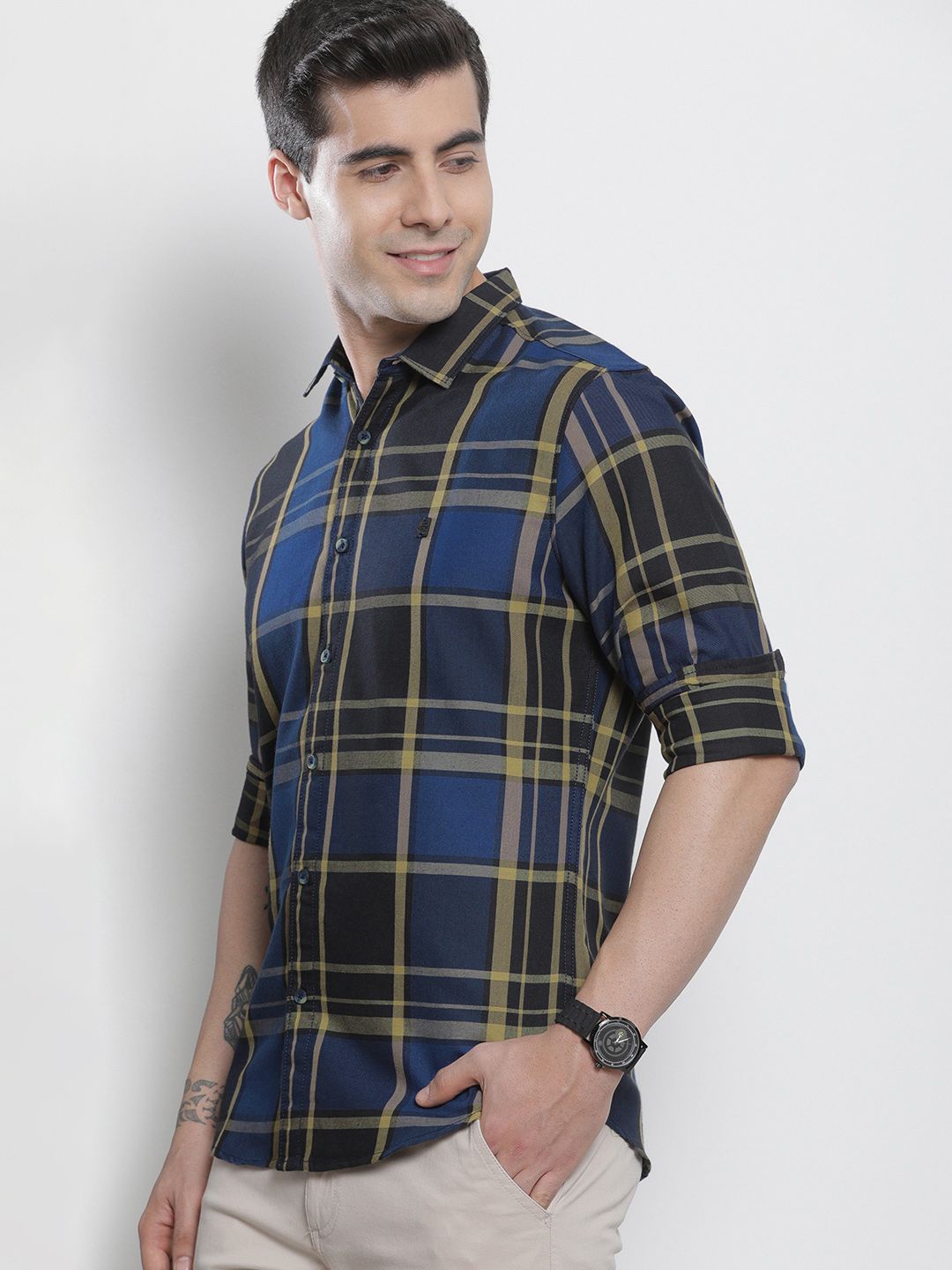 The Indian Garage Co Men Blue & Black Checked Pure Cotton Casual Shirt