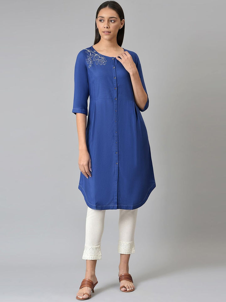 W Women Blue Floral Embroidered Thread Work Floral Printed  Kurta