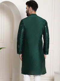 SOJANYA Dihiasi Kurta