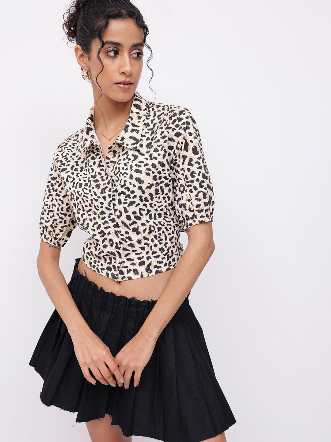 DressBerry Feral Printed Back Tie Up Crop Shirt Style Top