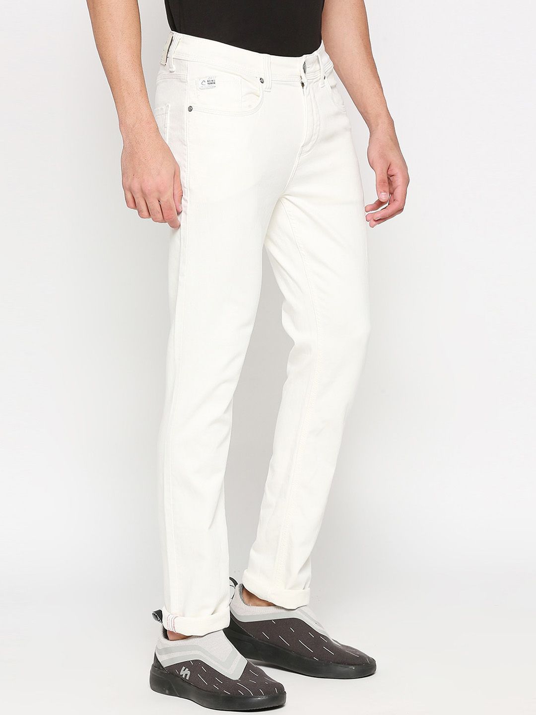 Being Human Men Clean Look Mid Rise Jeans