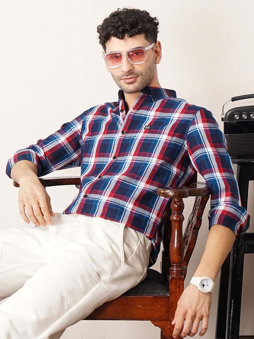 The Indian Garage Co Men Navy Blue & Red Slim Fit Checked Casual Shirt