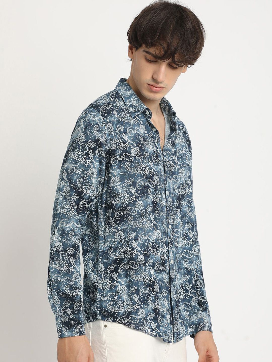 THE BEAR HOUSE Men Printed Slim Fit Casual Shirt