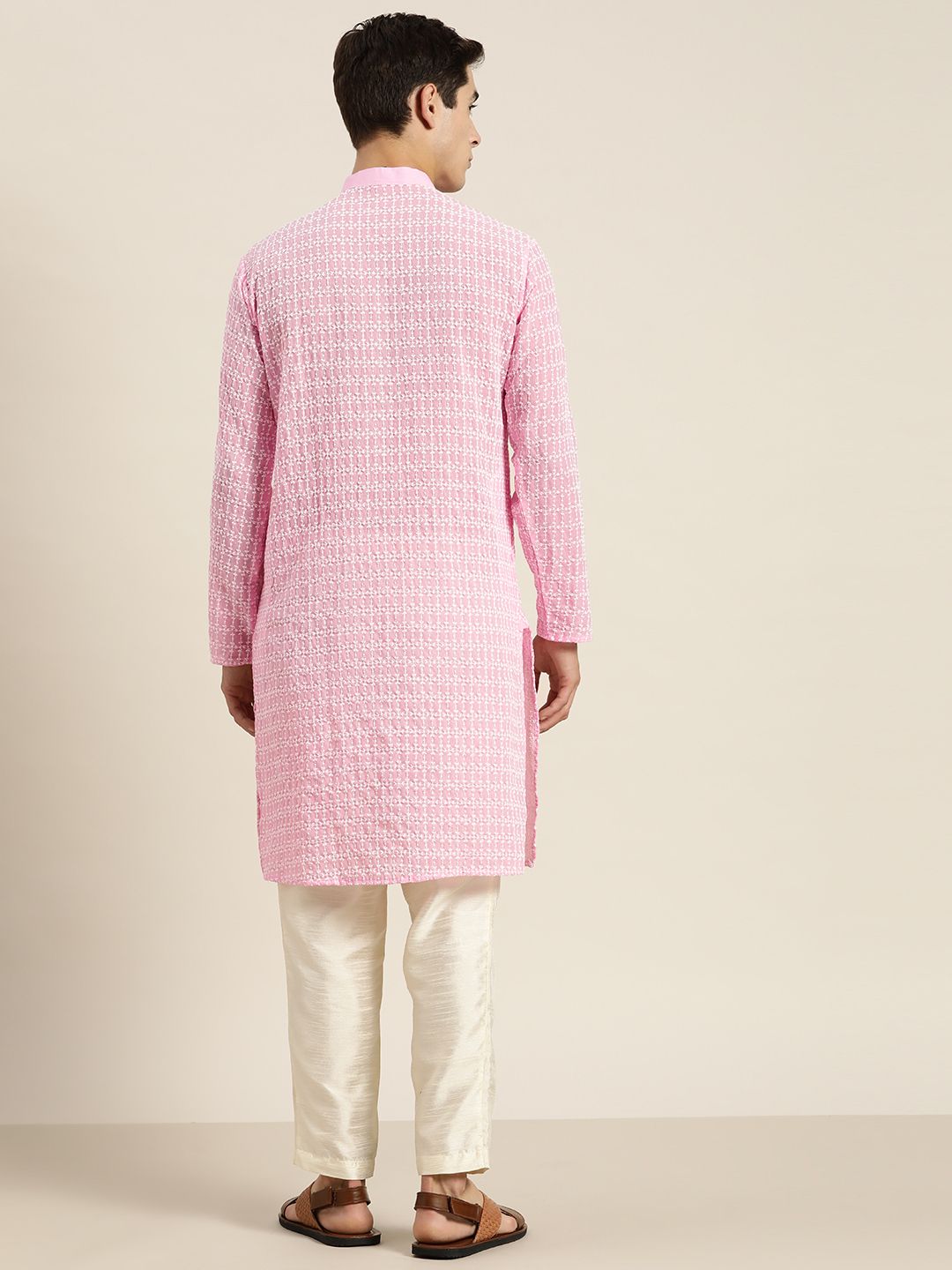 SOJANYA Men Quirky Embroidered Thread Work Kurta