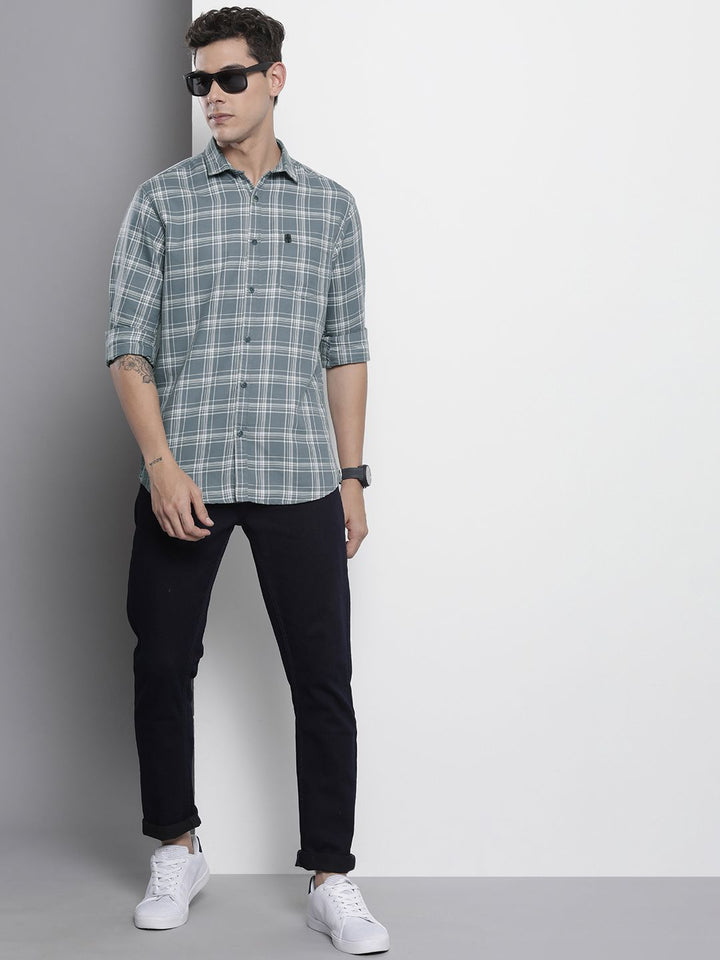 The Indian Garage Co Men Grey & White Checked Cotton Casual Shirt
