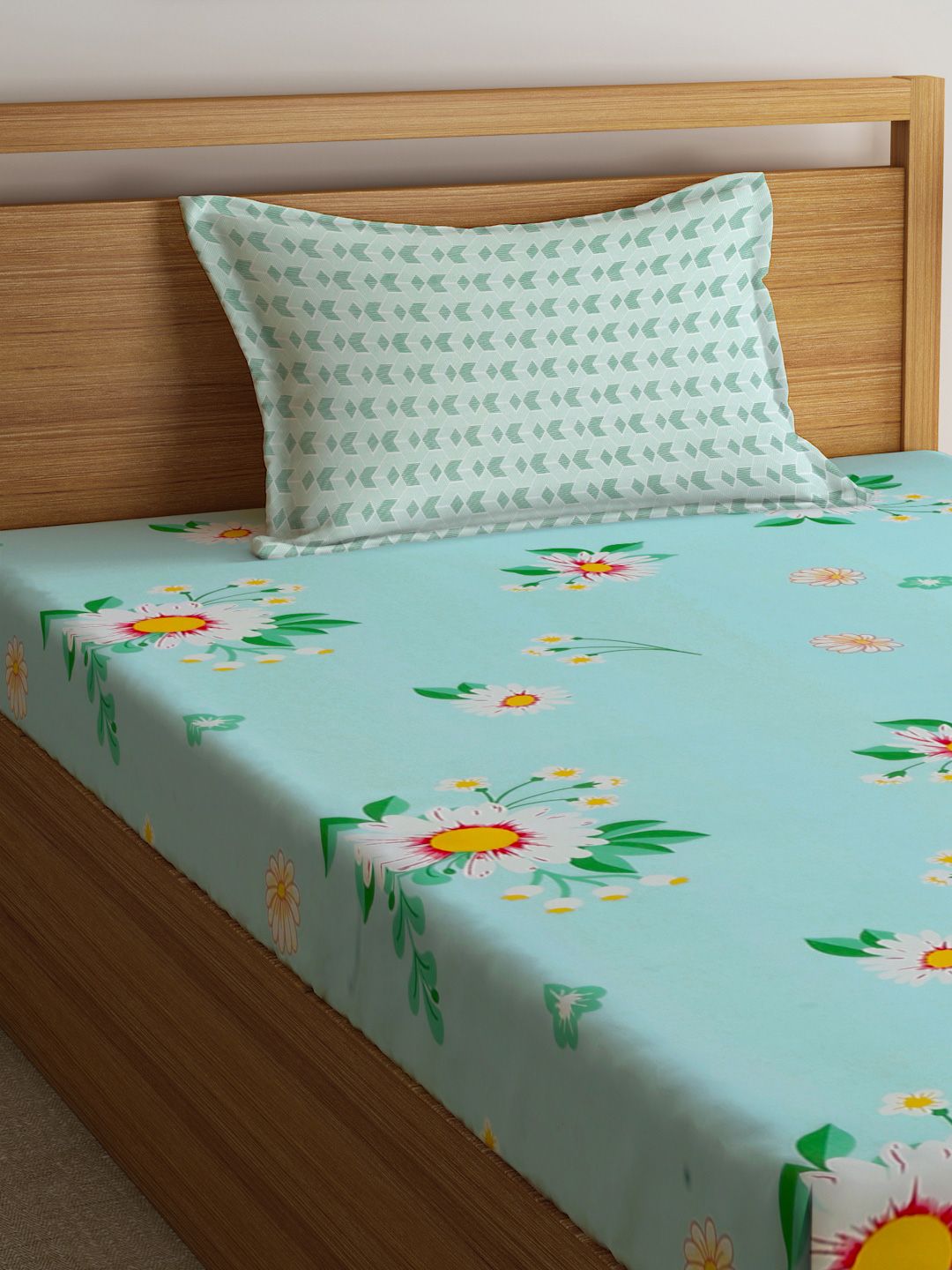 Myntra Elegant Homes Blue & White Floral Printed 300 TC Single Bedsheet Set