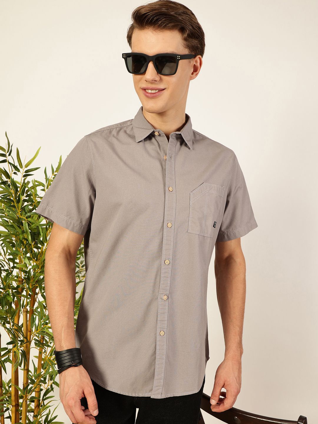 Thomas Scott Men Premium Cutaway Collar Solid Pure Cotton Slim Fit Casual Shirt