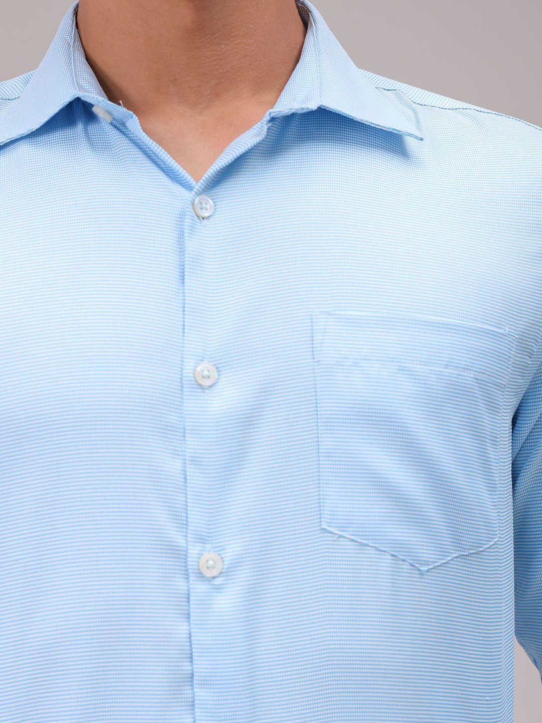 The Indian Garage Co. X Luxe Men Cutaway Collar Solid Slim Fit Formal Shirt