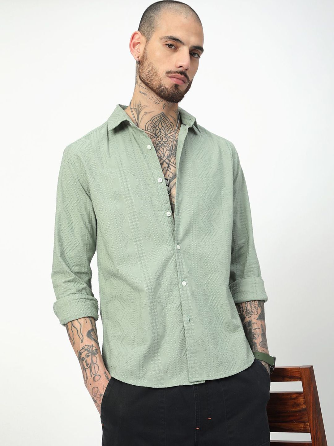 VASTRADO Men Classic Slim Fit Opaque Casual Shirt