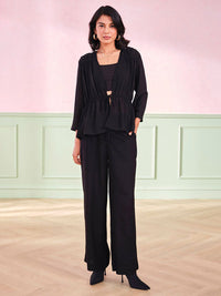 Dan V-Neck mengikat tali leher