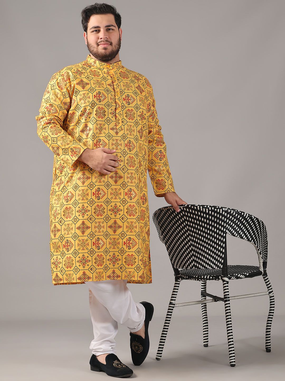 SOJANYA PLUS Plus Size Men Ethnic Motifs Printed Band Collar Straight Kurta With Pyjamas