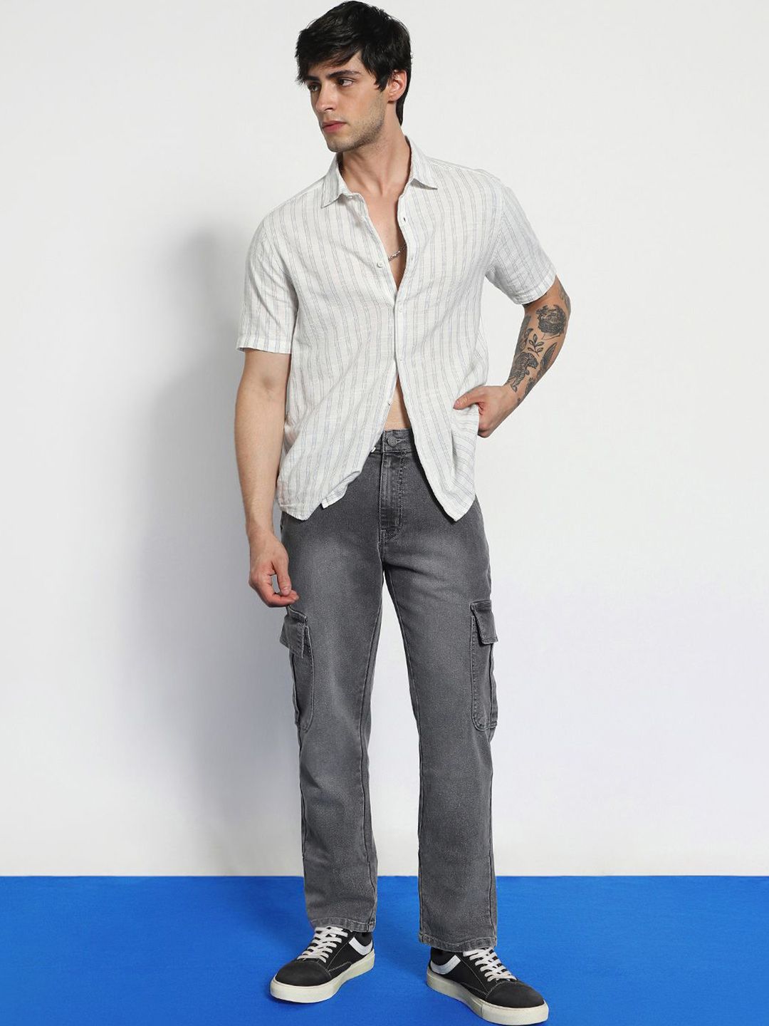 Urbano Fashion Men's Light Grey Regular Fit Washed Cargo Jeans With 6 Pockets Stretchable