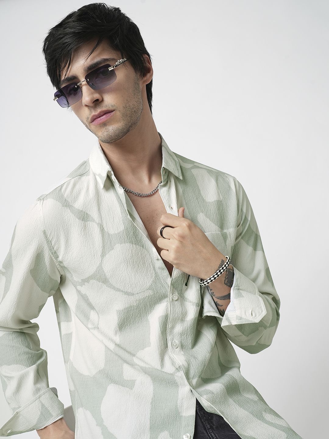 VASTRADO Men Classic Spread Collar Abstract Printed Slim Fit Casual Shirt