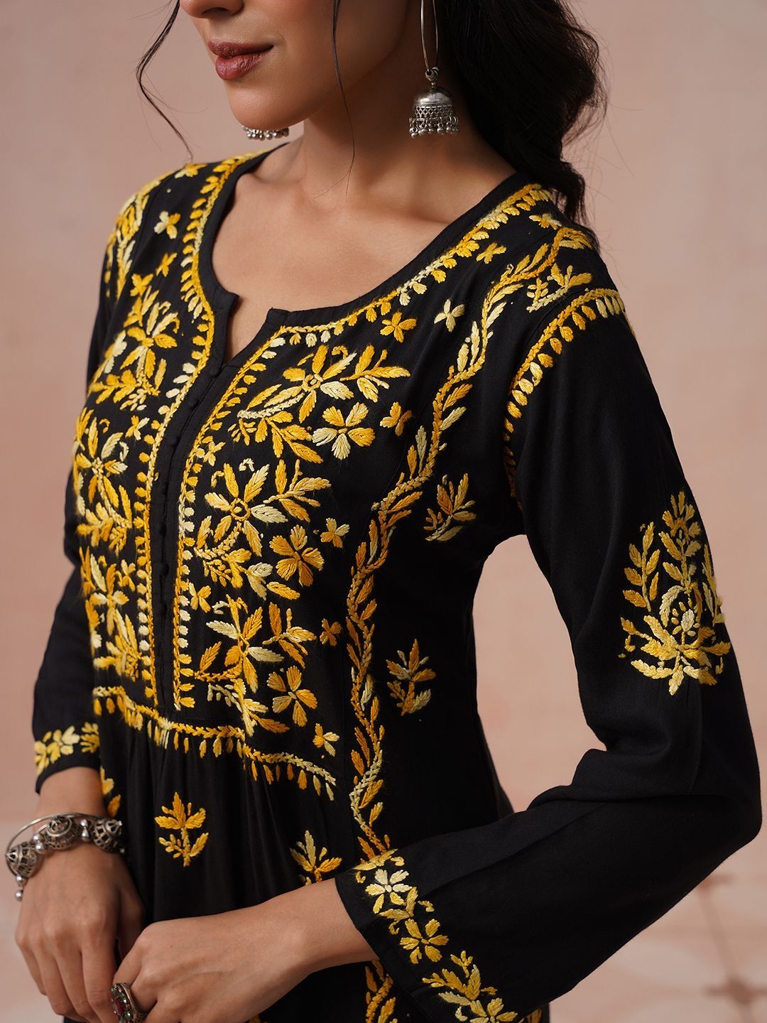 Rumah Wanita Chikankari Sulam Kurta Chikankari