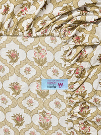 Myntra Elegant Homes Yellow Floral 300 TC King Cadar dengan 2 Sarung Bantal