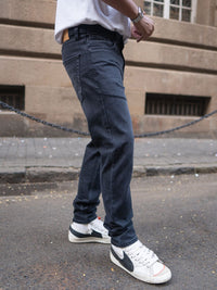 Powerlook Men Mildly Distressed Jeans