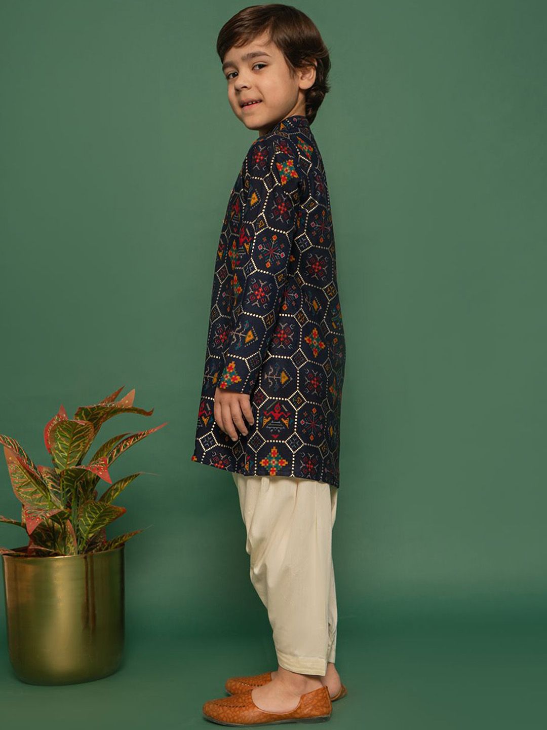 VASTRAMAY Boys Ethnic Motifs Printed Regular Kurta with Patiala