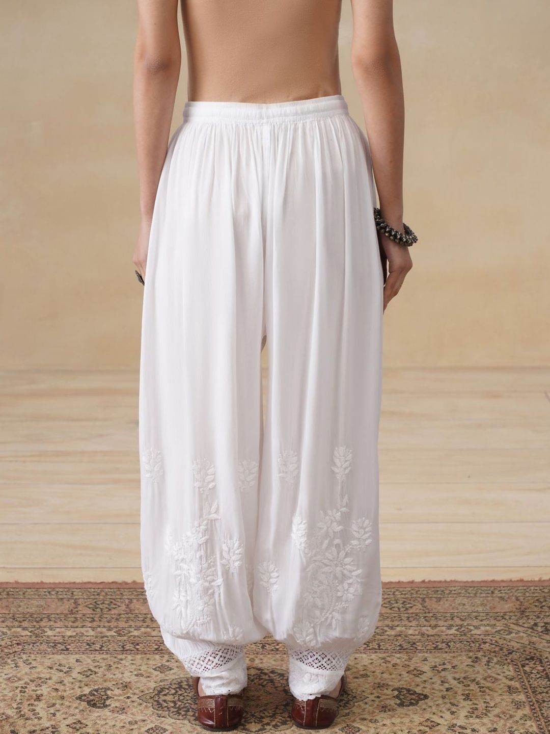 House of Chikankari Women Embroidered Relaxed Jodhpuris Trousers