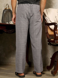 Campus Sutra Men Comfort Checked Relaxed Fit Mid-Rise Trousers