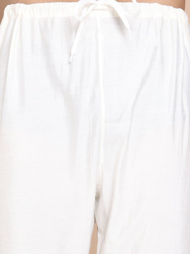 Jompers Men Floral Embroidered Kurta with Pyjama