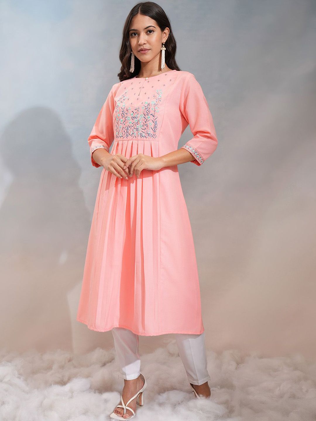Vishudh Floral Commider Keyhole Neck A Line Kurta