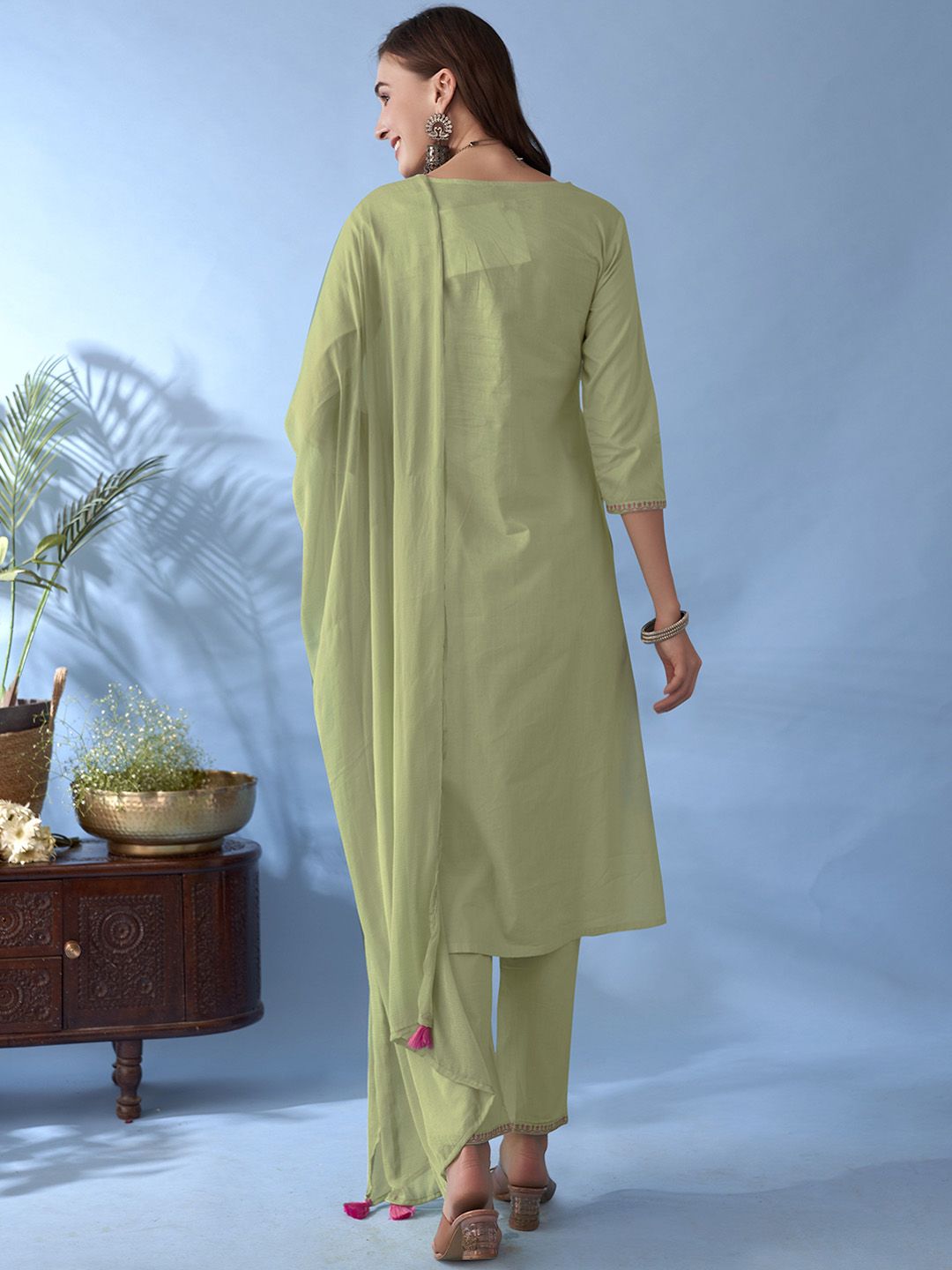 Anouk Floral Embroidered Thread Work Pure Cotton Anarkali Kurta With Trousers & Dupatta