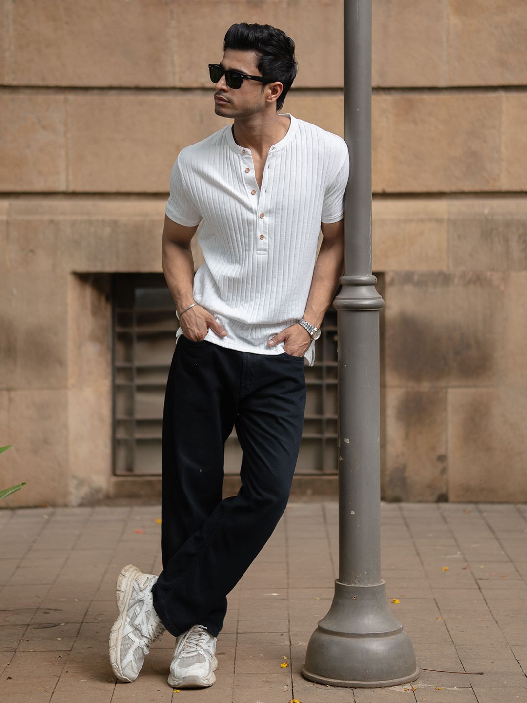 Powerlook Men White Henley Neck T-shirt
