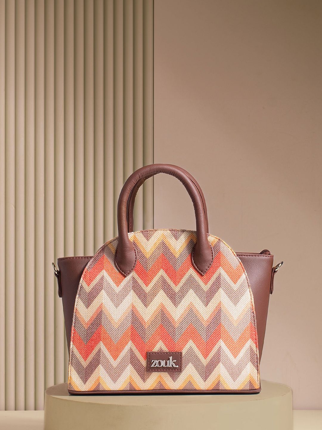 ZOUK Women Geometric Printed Swagger Handheld Bag