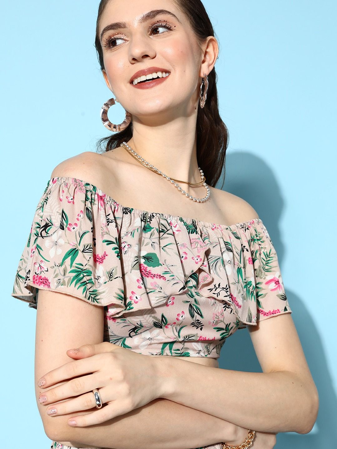 Berrylush Women  Beige Printed Top with  Shorts