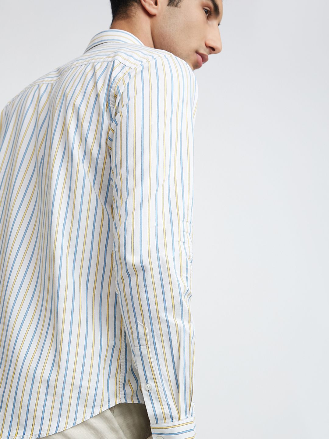 Park Avenue Men Pure Cotton Slim Fit Opaque Striped Casual Shirt