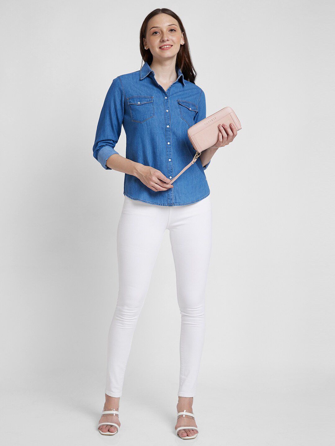 SPYKAR Classic Spread Collar Regular Fit Cotton Casual Shirt
