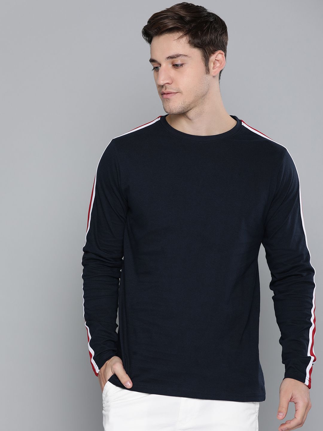DILLINGER Men Navy Blue Solid Round Neck Pure Cotton T-shirt