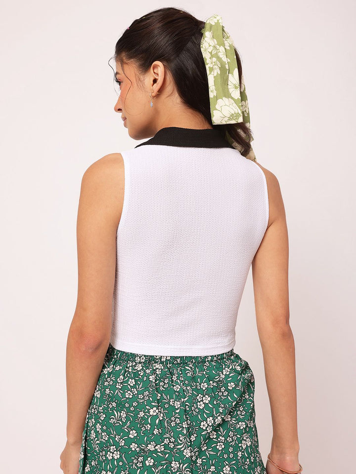 DressBerry Textured Fitted Crop Top
