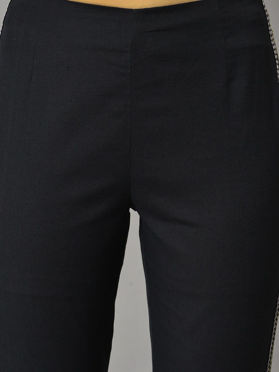 W Women Mid-Rise Regular Fit Cotton Trousers
